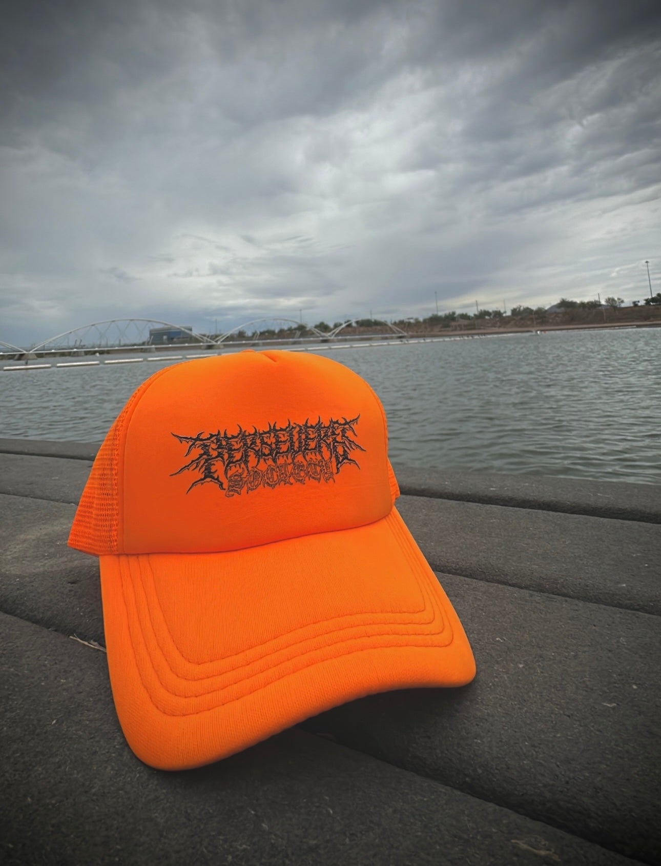 “Grunge” Trucker Hat Hunter Orange