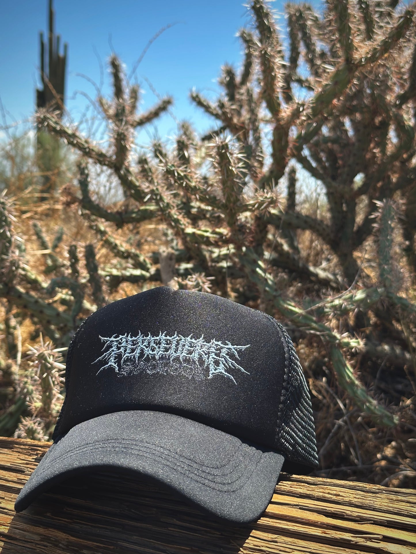 “Grunge” Trucker Hat Black